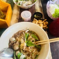 ก๋วยเตี๋ยวเรือรสนิยม ต้นตำรับ หมู่บ้านสายฝน1 อ.เมือง ขอนแก่น