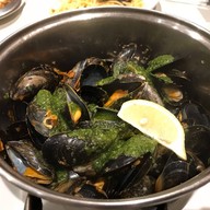 Mussel Inn edinburgh, rose street