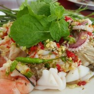 เมนูของร้าน เคียงเดือน พุทธมณฑลสาย 5
