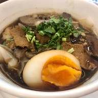 Street Chef by lk kitchen พัทยา สาย3