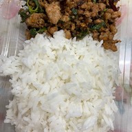 กะเพราพริกแห้ง by แพร