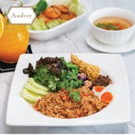 Audrey Cafe สเปลล์