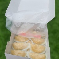 เมนูของร้าน ร้านขนมแป้งสิบ"คุณกบ"