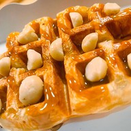 นุดแวะร้านเลาก่อน เลามี (กาแฟสด,ชานม,นมสด,ขนมปังปิ้ง,ครอฟเฟิล)