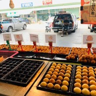 ทาโกะยากิ by ดาวนี่@สามโคก (หน้าเซเว่น)