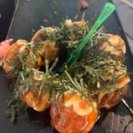 ทาโกะยากิ by ดาวนี่@สามโคก (หน้าเซเว่น)