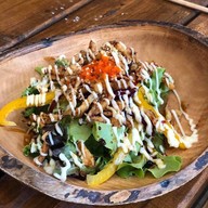 R-แหนมเนือง and อาหารญี่ปุ่น Oshinei