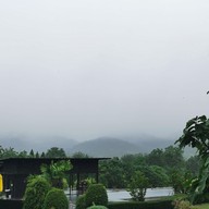 บรรยากาศ Ashcarya Boutique Resort Suanpheung Suan Phueng