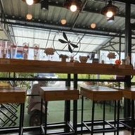 บรรยากาศ ก๋วยเตี๋ยวแชมป์ท่ารั้ว&คาเฟ่