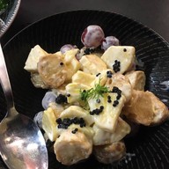 Jumbo Seafood Gallery Riverwalk