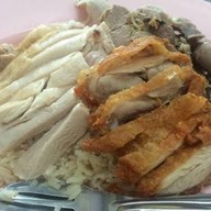 ข้าวมันไก่ หนานเกมส์(ร้านฮิมนา ป่าเเดง)