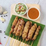 อิ่มเอม อาหารตามสั่ง ที่เราใส่ใจ ลาดพร้าว 48