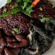 ร้านลาบแม่บัวคำ(ท่ามะโอ)