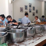 ร้านข้าวแกง "ครัวใต้" (แปดริ้ว)