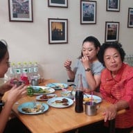 ร้านข้าวแกง "ครัวใต้" (แปดริ้ว)