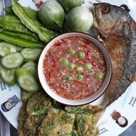 รุ้งน้ำพริกสด