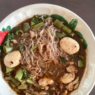 เมนูของร้าน ก๋วยเตี๋ยวเรือทองคำ ถ.ศรีวรา