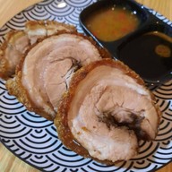 เมนูของร้าน ชีวา ก๋วยเตี๋ยว ข้าวมันไก่