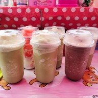ฟ้าใสสตอเบอรี่ หน้าบ้าน