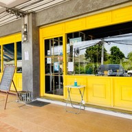ดีนาย D9 Cafe & Bistro