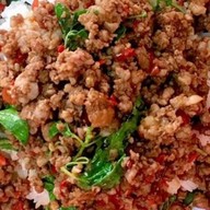 กะเพราลากไส้-สันติธรรม