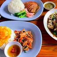 บุ๋ม.เลิศรส