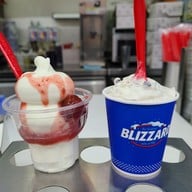 Dairy Queen ® Tesco Lotus Ubon Ratchathani