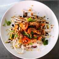 ก๋วยเตี๋ยวหมูตุ๋น