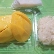 เจ๊เกียวขนมไทย / Yorchy T.sweety