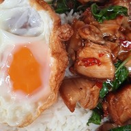 ครัวแม่นาย ถนนดินแดง1