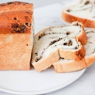 Crumbs Kronos สาทร