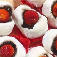 โมจิ ครีมชีส by บ้านปั้นหนม(ตลาดนัดศรีเมือง นครนายก)