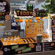 Teddy Zero น้ำส้มเท็ดดี้ซีโร่  โลตัสพระราม 1  อยู่ชั้น2 โซนกลางฟู้ดคอร์ส ติดบันไดเลื่อนไปชั้น3