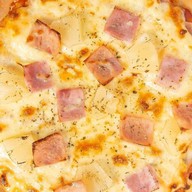 T T M CAFE' สาขา3  พิซซ่าสูตรพิเศษ กาแฟสดหอมอร่อย ชานมไต้หวันไข่มุก สาขา3 ถนนพัฒนาชนบท3