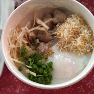 โจ๊กป้าเพ็ญ ตลาดสนามบิน