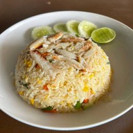 ครัวริมคลอง (ข้างวัดศาลาแดง)