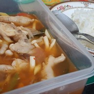 เมนูของร้าน เจ๊อีฟครกแตก