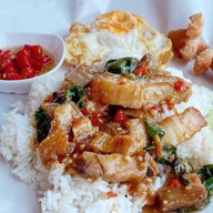 เมนูของร้าน ครัวแม่หมู