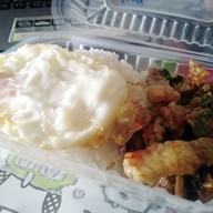เมนูของร้าน กะเพราซะ - หลัง มข.