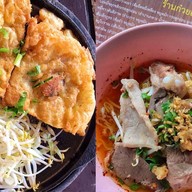 ก๋วยเตี๋ยว5รส สูตรมะนาว เจ้าแรกในเชียงใหม่ สันผีเสื้อ