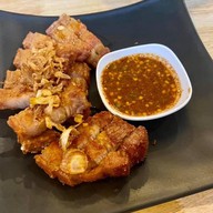 เมนูของร้าน ยำแซ่บสเตชั่น