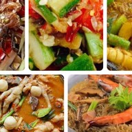 มากินเส้น By ณัชชา