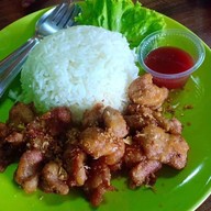 เจ้เดือนยำปากปลิ้นและตามสั่ง