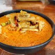 ครัวหนุ่มเล อาหารไทย-อีสาน หน้าแมคโครวังไผ่