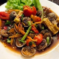 ตำแหลก แดกได้