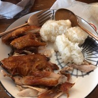 เมนูของร้าน ไก่ทอดป้าอ้อย(ซอยชานเมือง 3)