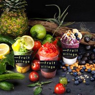 น้ำผลไม้สมูทตี้โยเกิร์ตปั่น & COFFEE TEA (FRUIT VILLAGE ฟรุตวิลเลจ ) หน้าเซเว่น s.1 โรงพยาบาลลานนา