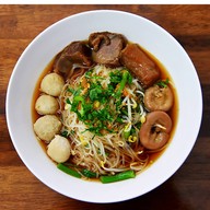 เมนูของร้าน เตี๋ยวเหลาตุ๋น