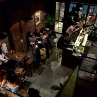 Jompol Boutique Cafe