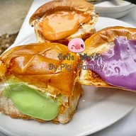 Pig Family ขนมปังสังขยา ปังปังไส้ทะลัก บางพลี